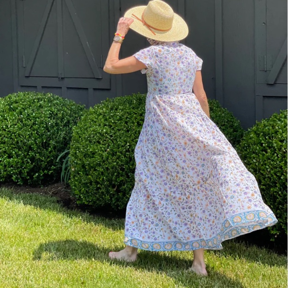 Hampton House Chloe’ Blue Lilac Floral Short Sleeve Dress